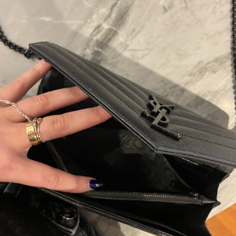 YSL black on black envelope handbag - Picture 5 of 13
